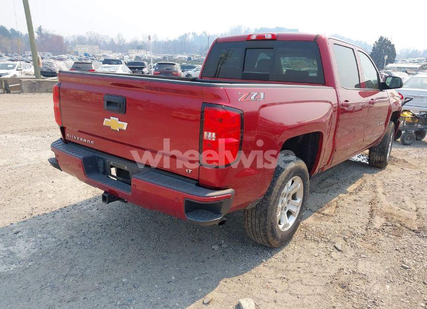 Photo 4 of 2018 Chevrolet Silverado 1500 2LT (VIN 3GCUKRECXJG484145)