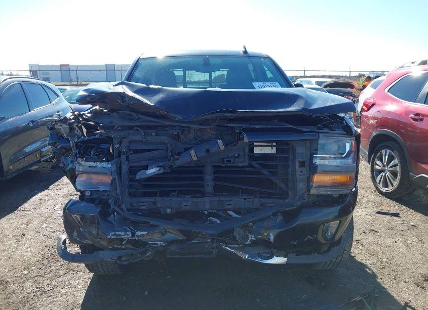 Photo 12 of 2018 Chevrolet Silverado 1500 2LT (VIN 3GCUKRECXJG496411)