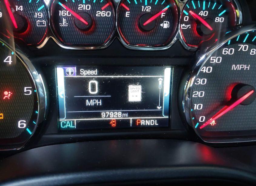 Photo 15 of 2018 Chevrolet Silverado 1500 2LT (VIN 3GCUKRECXJG496411)