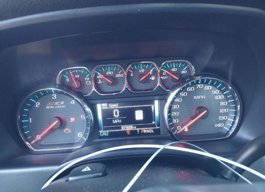 Photo 7 of 2018 Chevrolet Silverado 1500 2LT (VIN 3GCUKRECXJG496411)