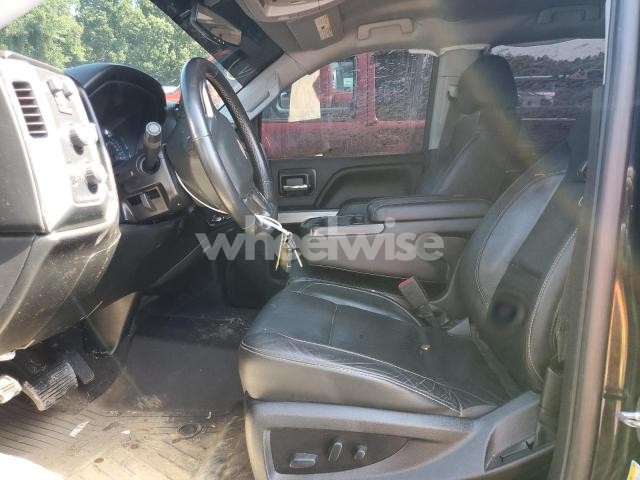 Photo 3 of 2018 CHEVROLET SILVERADO K1500 LT N/A (VIN 3GCUKRECXJG510792)