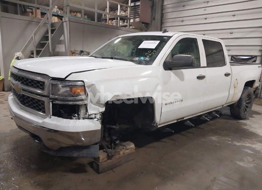 Photo 2 of 2014 Chevrolet Silverado 1500 1LT/2LT/LT (VIN 3GCUKREH0EG154922)