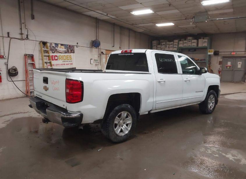 Photo 4 of 2016 Chevrolet Silverado 1500 1LT (VIN 3GCUKREH0GG164076)