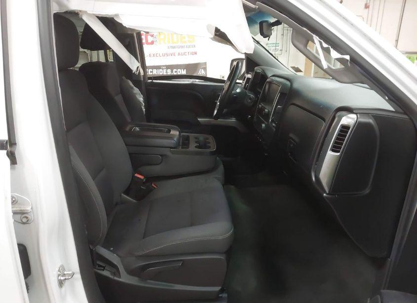 Photo 5 of 2016 Chevrolet Silverado 1500 1LT (VIN 3GCUKREH0GG164076)