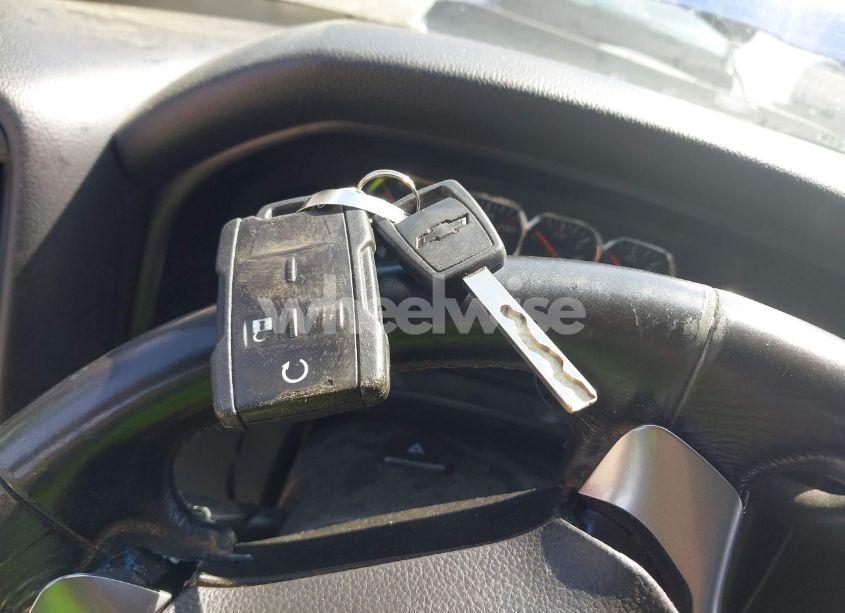 Photo 11 of 2014 Chevrolet Silverado 1500 1LT (VIN 3GCUKREH1EG181742)