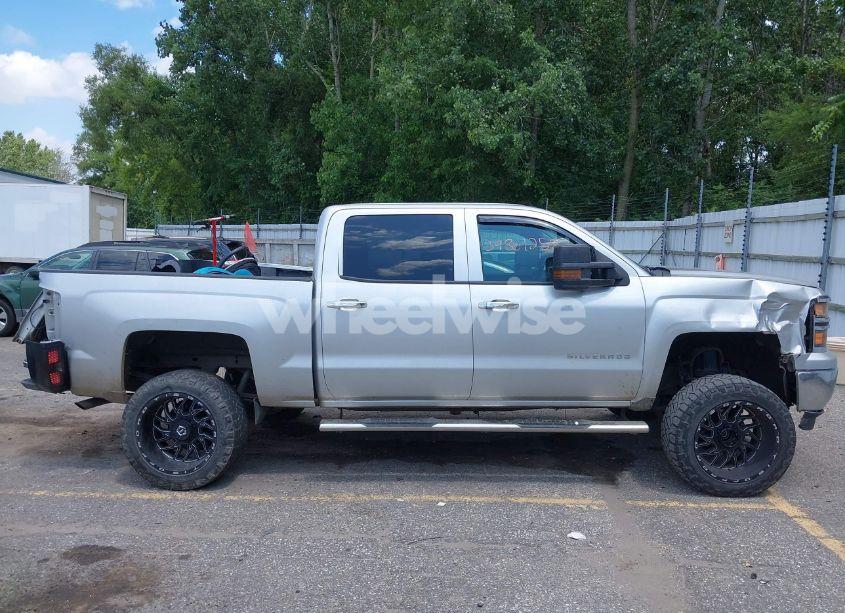 Photo 13 of 2014 Chevrolet Silverado 1500 1LT (VIN 3GCUKREH1EG393931)