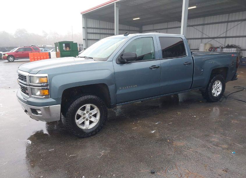 Photo 2 of 2014 Chevrolet Silverado 1500 2LT (VIN 3GCUKREH1EG500606)