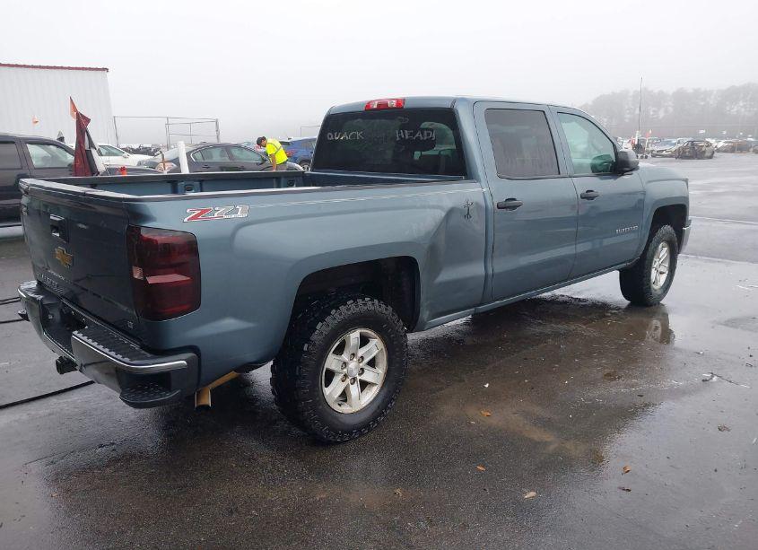 Photo 4 of 2014 Chevrolet Silverado 1500 2LT (VIN 3GCUKREH1EG500606)