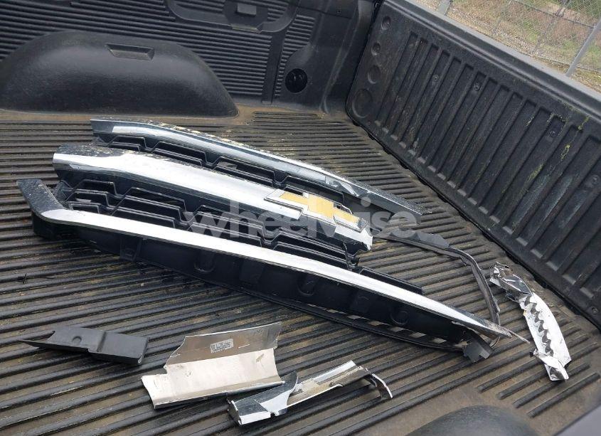 Photo 12 of 2017 Chevrolet Silverado 1500 1LT (VIN 3GCUKREH1HG120881)