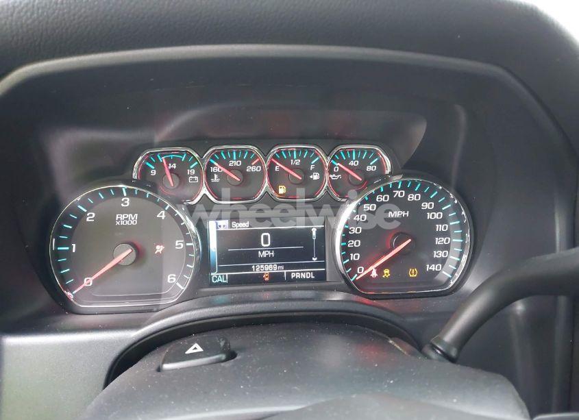 Photo 7 of 2017 Chevrolet Silverado 1500 1LT (VIN 3GCUKREH1HG120881)