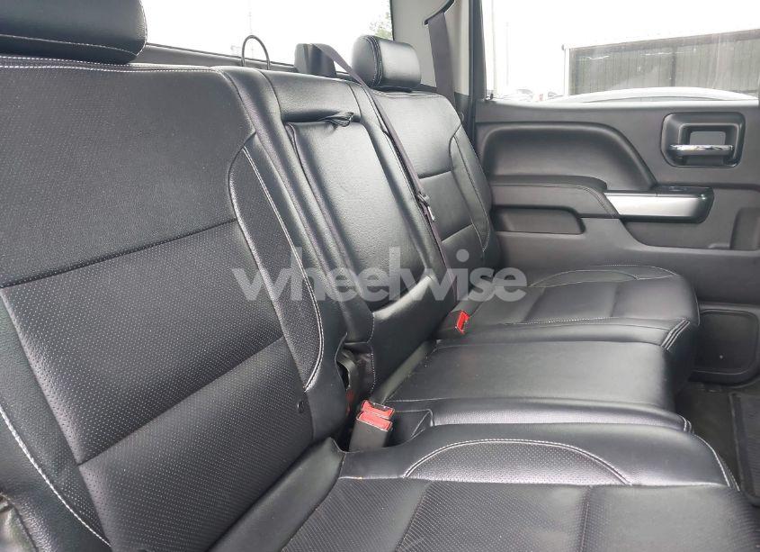 Photo 8 of 2017 Chevrolet Silverado 1500 1LT (VIN 3GCUKREH1HG120881)