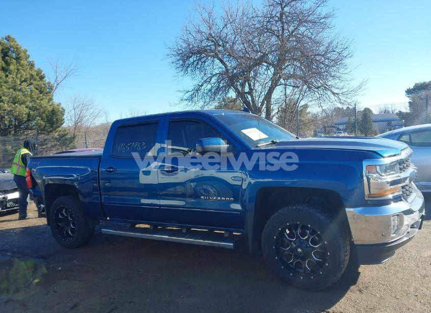 Photo 13 of 2018 Chevrolet Silverado 1500 1LT (VIN 3GCUKREH1JG148282)