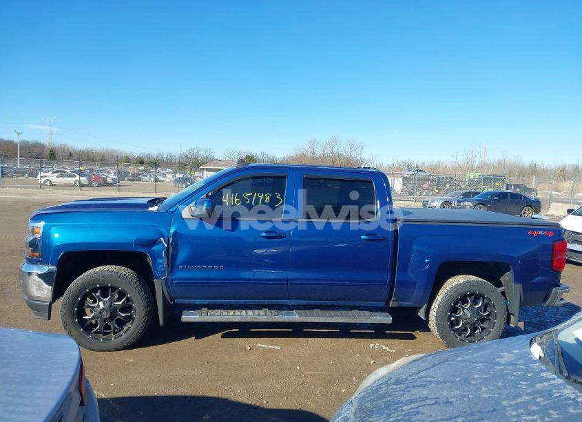 Photo 14 of 2018 Chevrolet Silverado 1500 1LT (VIN 3GCUKREH1JG148282)