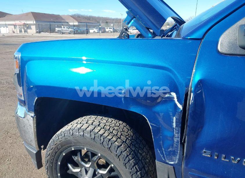 Photo 18 of 2018 Chevrolet Silverado 1500 1LT (VIN 3GCUKREH1JG148282)