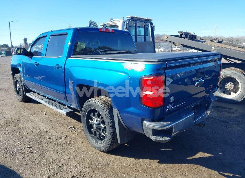 Photo 3 of 2018 Chevrolet Silverado 1500 1LT (VIN 3GCUKREH1JG148282)