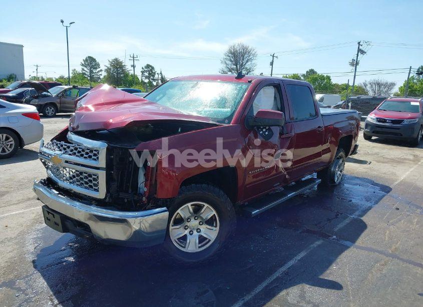 Photo 2 of 2015 Chevrolet Silverado 1500 1LT (VIN 3GCUKREH2FG349583)
