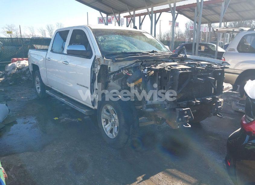 2014 Chevrolet Silverado 1500 2LT (VIN 3GCUKREH4EG293631) main photo