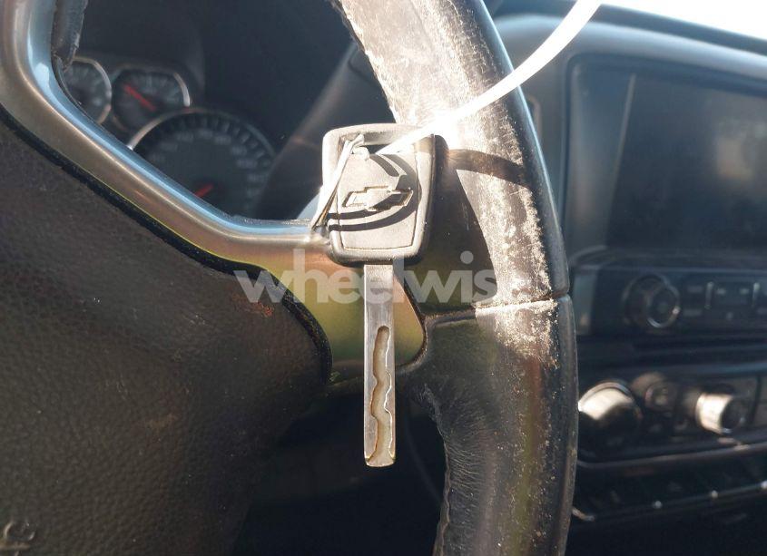 Photo 11 of 2014 Chevrolet Silverado 1500 2LT (VIN 3GCUKREH4EG293631)