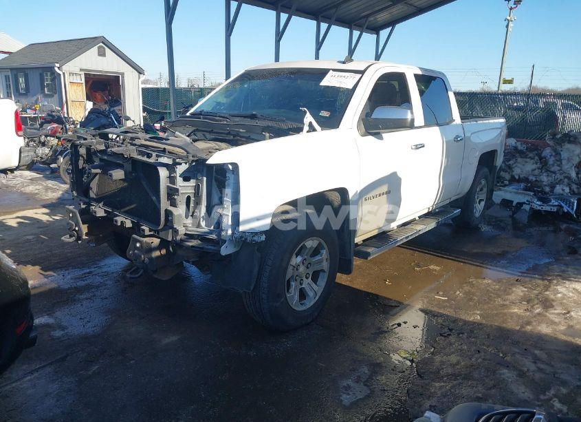 Photo 2 of 2014 Chevrolet Silverado 1500 2LT (VIN 3GCUKREH4EG293631)