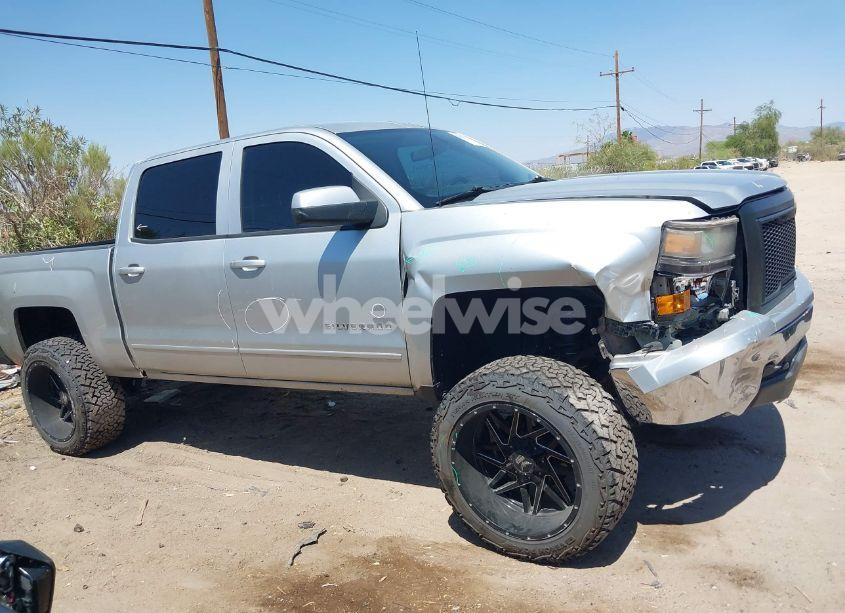 Photo 13 of 2015 Chevrolet Silverado 1500 1LT/2LT (VIN 3GCUKREH4FG160918)