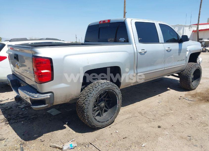 Photo 4 of 2015 Chevrolet Silverado 1500 1LT/2LT (VIN 3GCUKREH4FG160918)