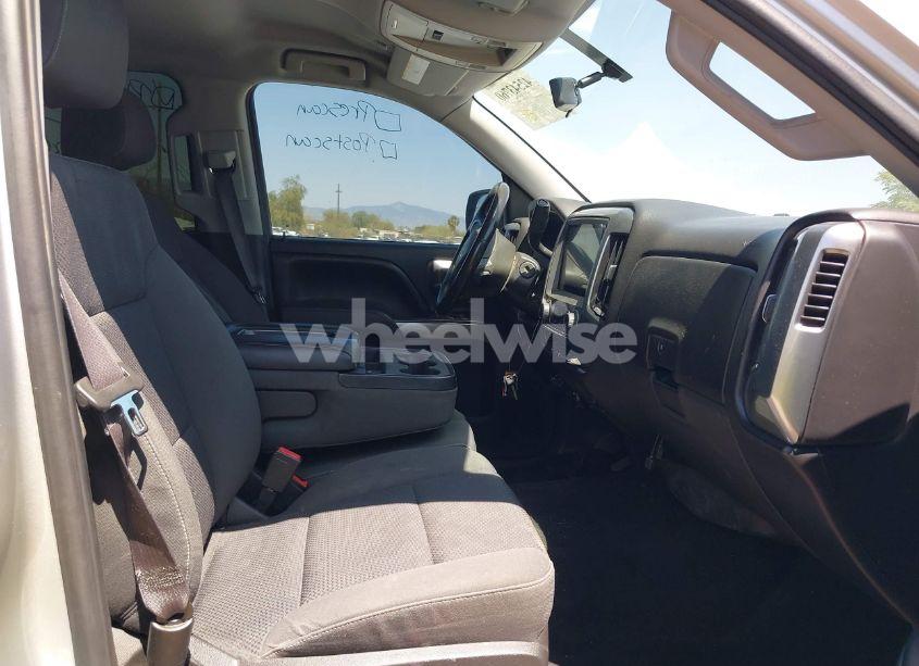 Photo 5 of 2015 Chevrolet Silverado 1500 1LT/2LT (VIN 3GCUKREH4FG160918)