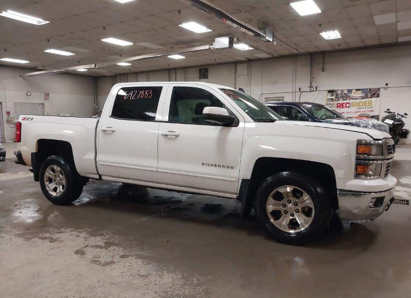 Photo 13 of 2015 Chevrolet Silverado 1500 2LT (VIN 3GCUKREH4FG235052)