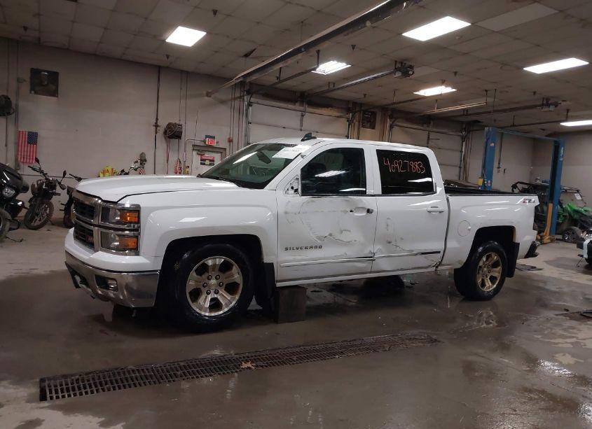 Photo 14 of 2015 Chevrolet Silverado 1500 2LT (VIN 3GCUKREH4FG235052)