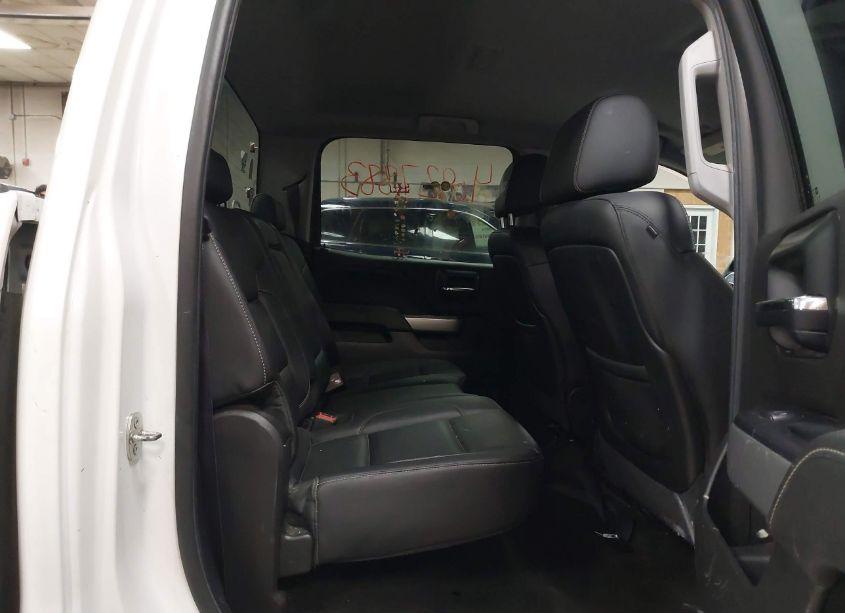 Photo 8 of 2015 Chevrolet Silverado 1500 2LT (VIN 3GCUKREH4FG235052)