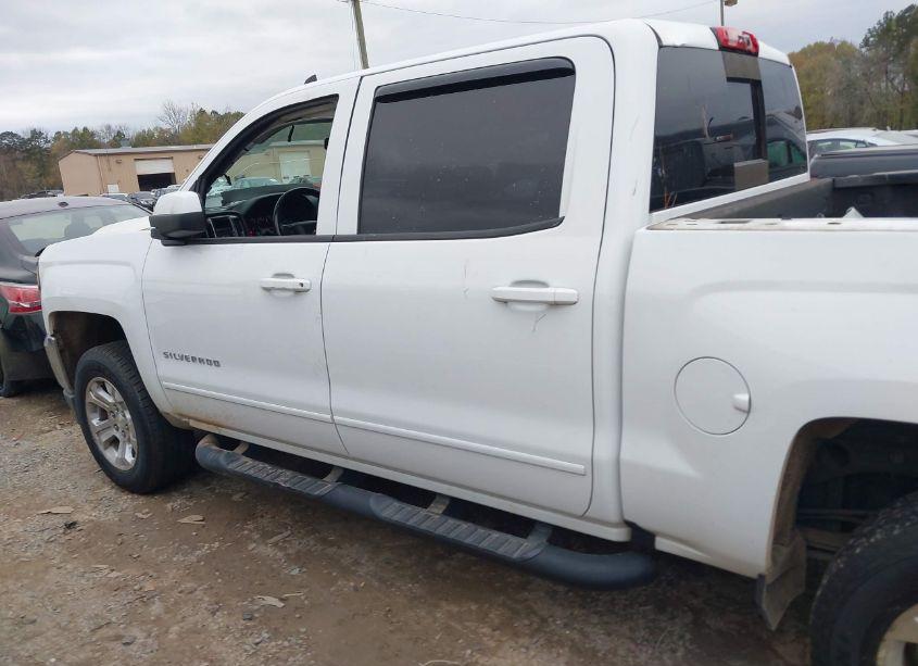Photo 14 of 2018 Chevrolet Silverado 1500 1LT (VIN 3GCUKREH5JG255206)