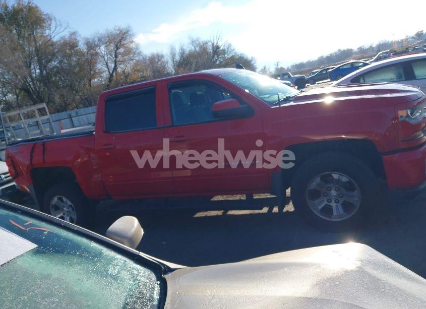 Photo 13 of 2017 Chevrolet Silverado 1500 2LT (VIN 3GCUKREH6HG129737)
