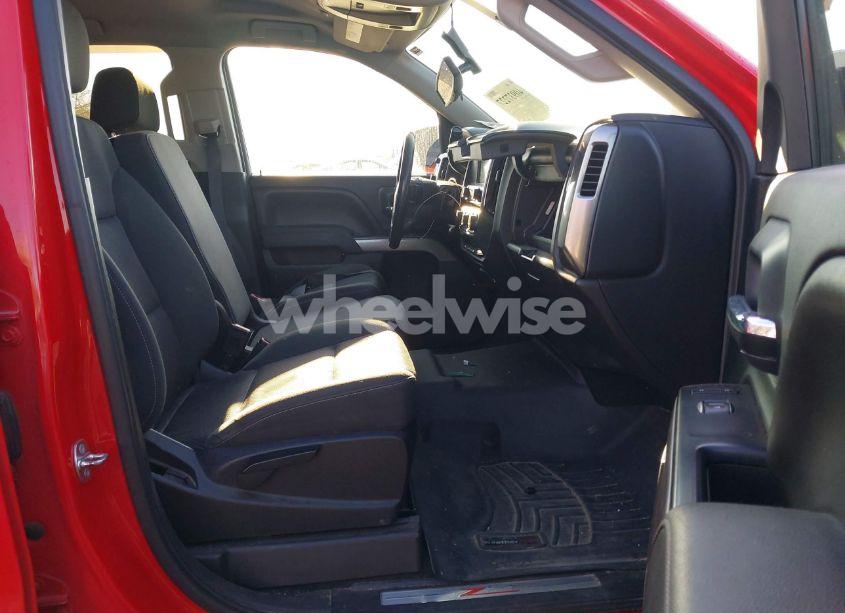 Photo 5 of 2017 Chevrolet Silverado 1500 2LT (VIN 3GCUKREH6HG129737)