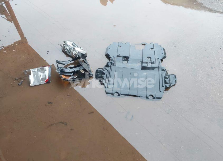 Photo 12 of 2014 Chevrolet Silverado 1500 1LT (VIN 3GCUKREH8EG388693)