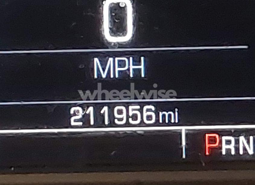 Photo 16 of 2014 Chevrolet Silverado 1500 1LT (VIN 3GCUKREH8EG388693)