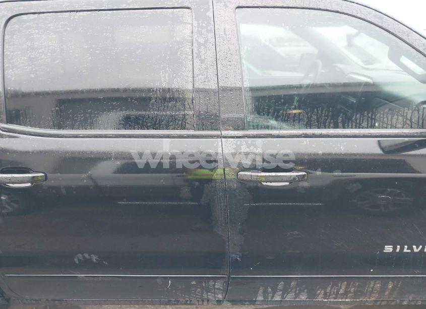 Photo 13 of 2015 Chevrolet Silverado 1500 2LT (VIN 3GCUKREH8FG239959)