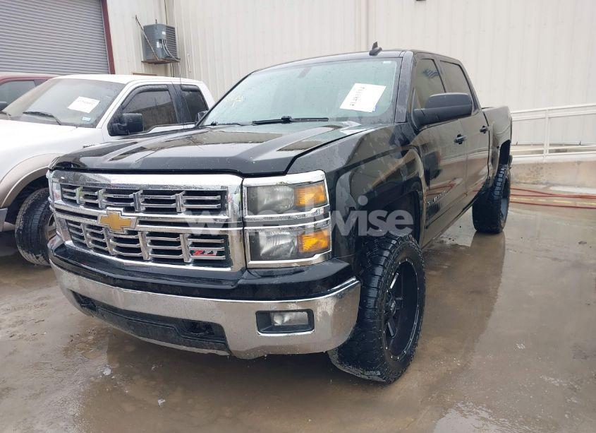 Photo 2 of 2015 Chevrolet Silverado 1500 2LT (VIN 3GCUKREH8FG239959)