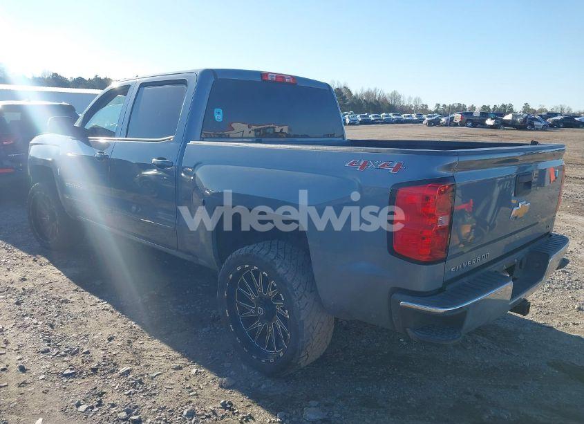 Photo 3 of 2016 Chevrolet Silverado 1500 1LT (VIN 3GCUKREH8GG159935)