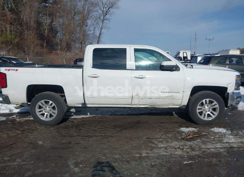 Photo 13 of 2016 Chevrolet Silverado 1500 (VIN 3GCUKREH8GG223505)