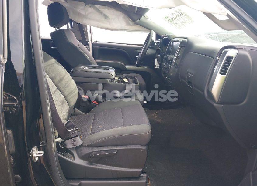 Photo 5 of 2015 Chevrolet Silverado 1500 1LT (VIN 3GCUKREHXFG462293)