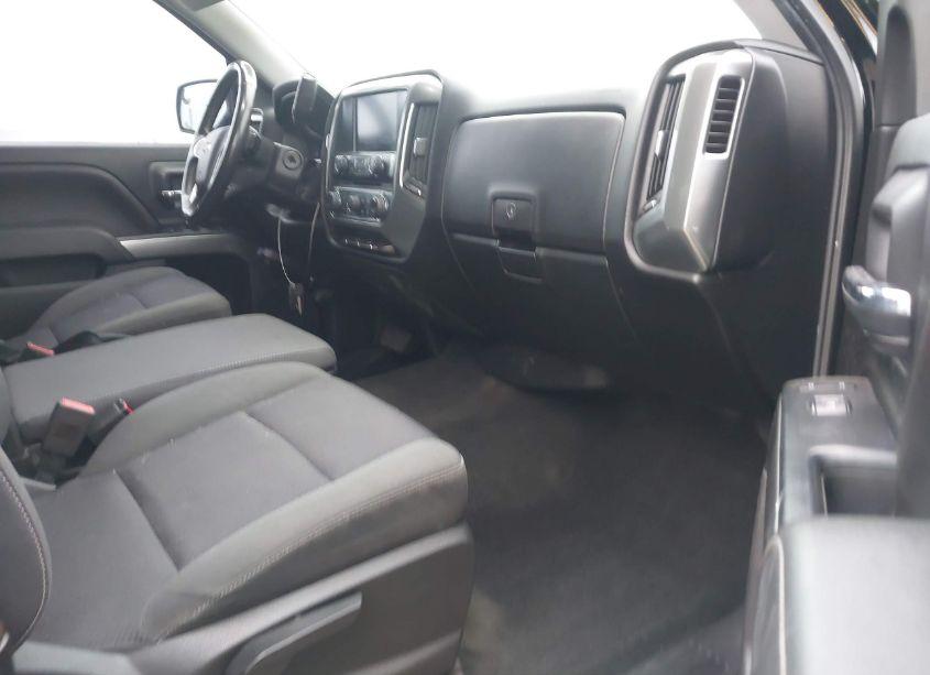 Photo 5 of 2018 Chevrolet Silverado 1500 LT (VIN 3GCUKRER7JG356577)