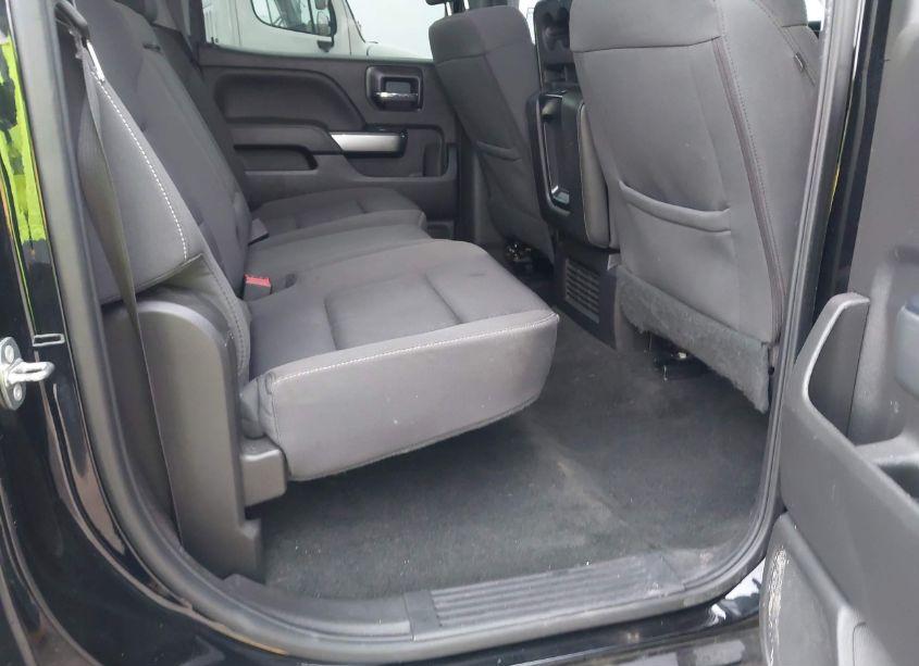 Photo 8 of 2018 Chevrolet Silverado 1500 LT (VIN 3GCUKRER7JG356577)