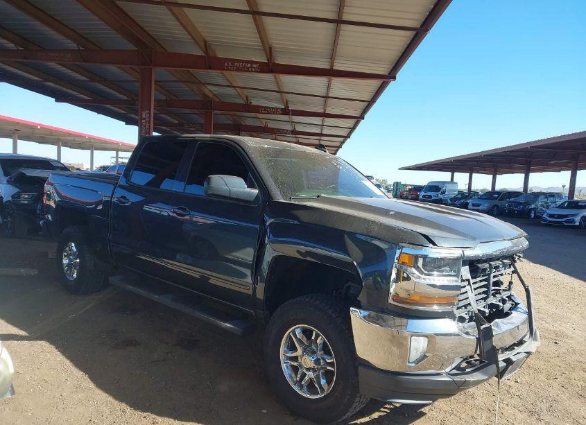 Photo 13 of 2018 Chevrolet Silverado 1500 1LT (VIN 3GCUKRER8JG287169)