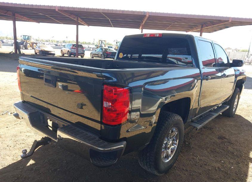 Photo 4 of 2018 Chevrolet Silverado 1500 1LT (VIN 3GCUKRER8JG287169)