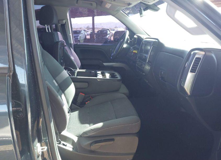 Photo 5 of 2018 Chevrolet Silverado 1500 1LT (VIN 3GCUKRER8JG287169)