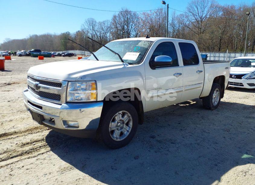 Photo 2 of 2012 Chevrolet Silverado 1500 LT (VIN 3GCUKSE21CG287446)