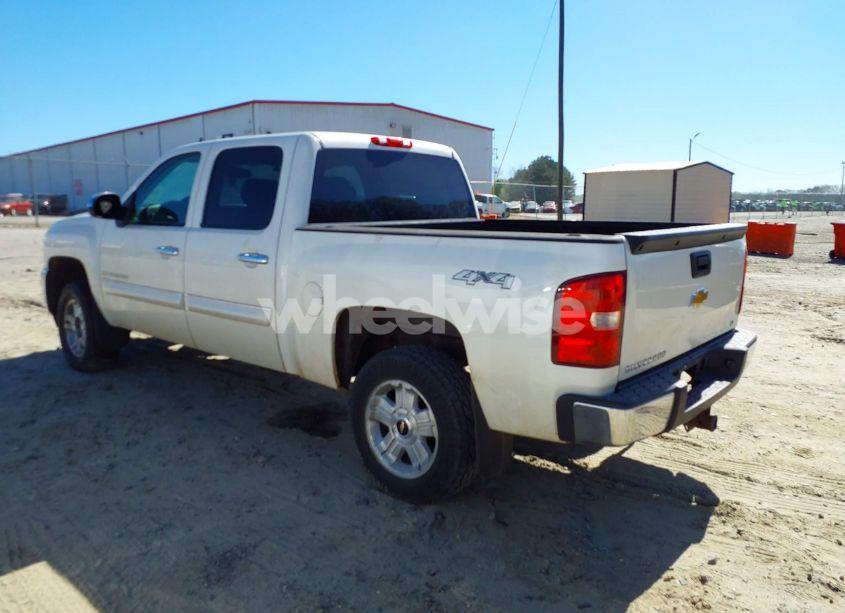 Photo 3 of 2012 Chevrolet Silverado 1500 LT (VIN 3GCUKSE21CG287446)