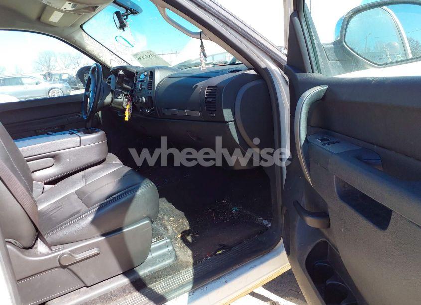 Photo 5 of 2012 Chevrolet Silverado 1500 LT (VIN 3GCUKSE21CG287446)