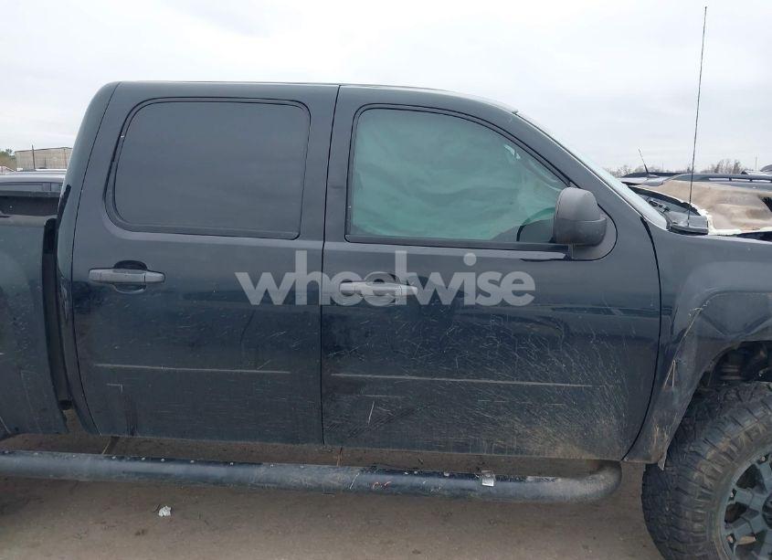 Photo 14 of 2013 Chevrolet Silverado 1500 LT (VIN 3GCUKSE27DG325523)