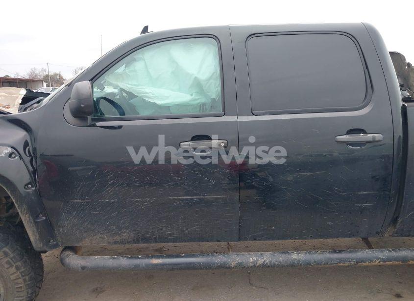 Photo 15 of 2013 Chevrolet Silverado 1500 LT (VIN 3GCUKSE27DG325523)