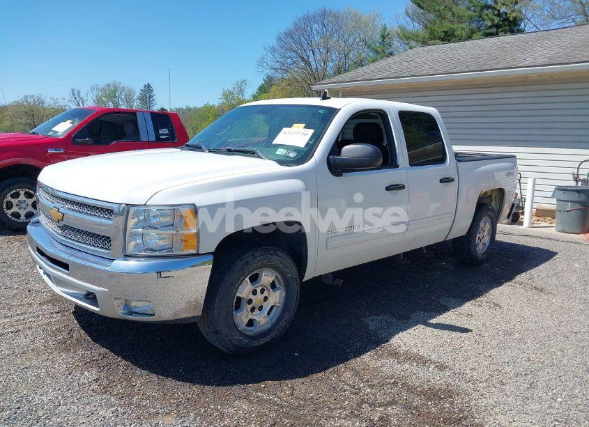 Photo 2 of 2012 Chevrolet Silverado 1500 LT (VIN 3GCUKSE28CG185058)